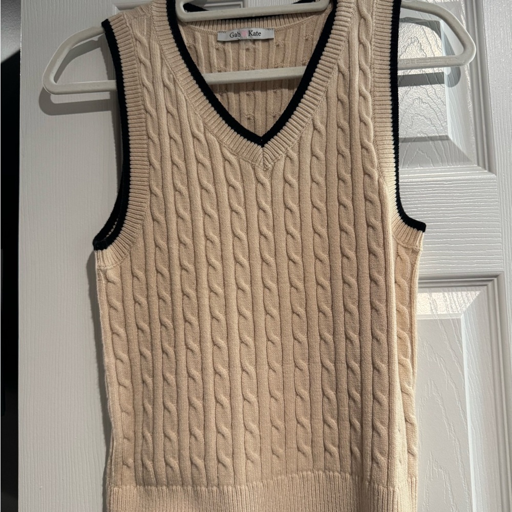 Gab 🩷 Kate Cable Knit Cream Sleeveless Sweater Vest